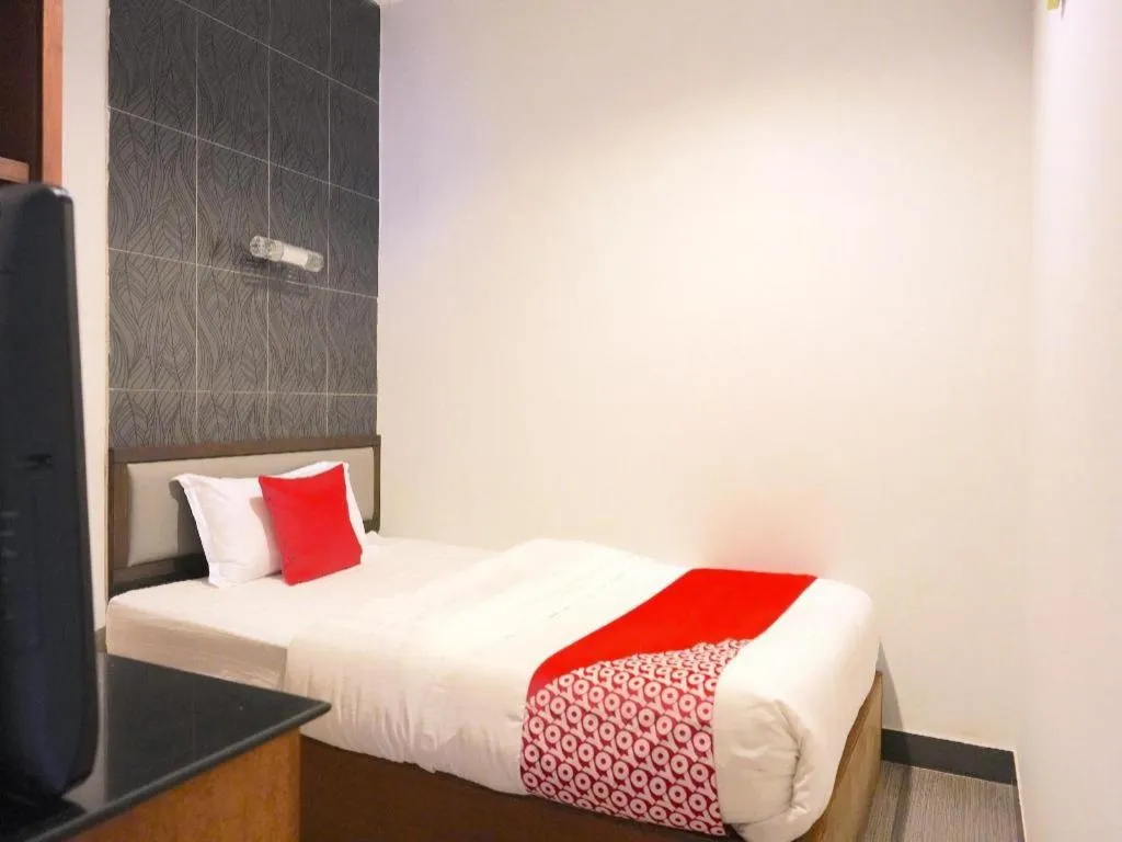 Bed in OYO 89457 682 Lodge