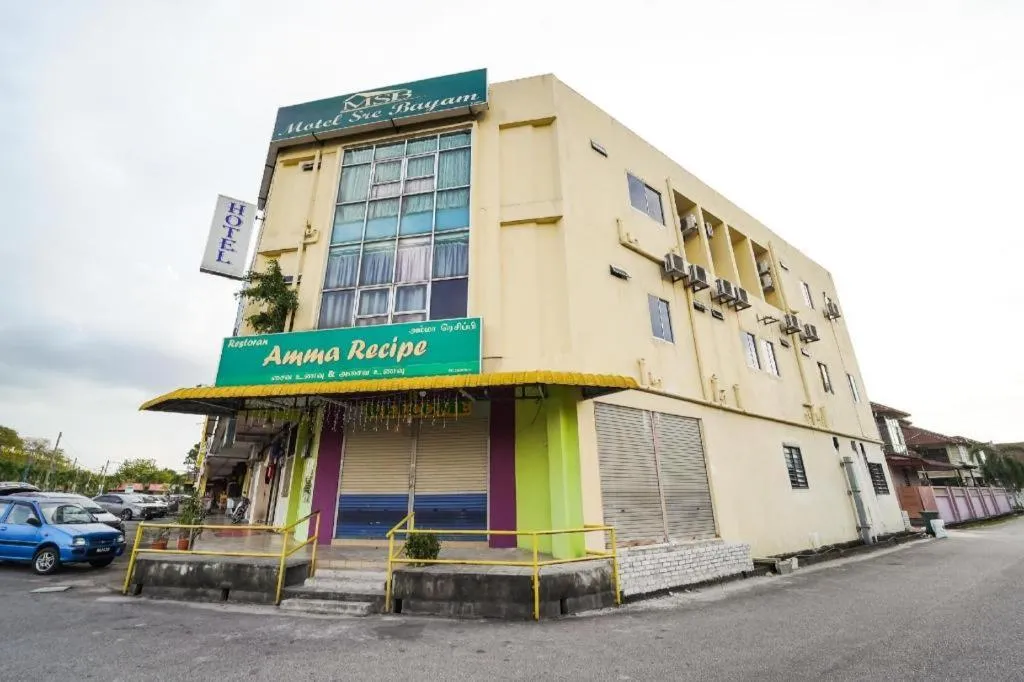 OYO 44058 MOTEL SRE BAYAM