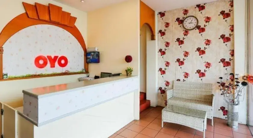 OYO 89638 Hotel Mandarin Inn OYO 89638 Hotel Mandarin Inn