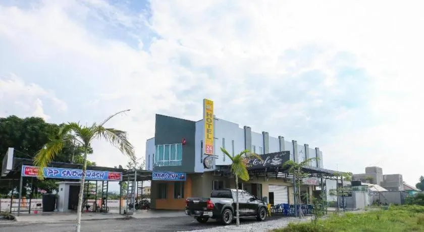 OYO 89859 PP Traveller's Hotel