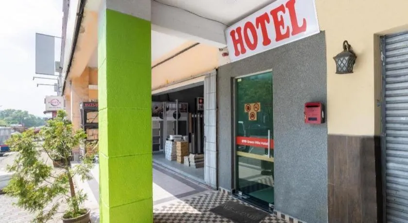OYO 89844 Green Villa Hotel