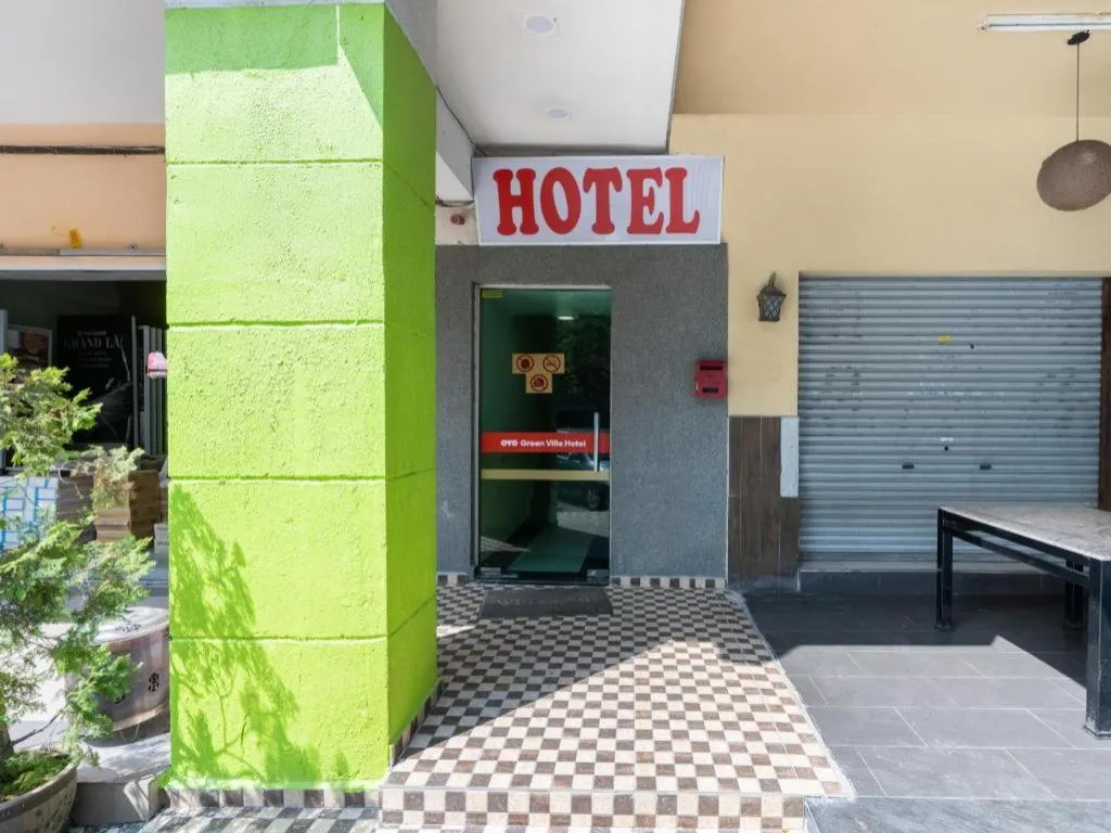 OYO 89844 Green Villa Hotel