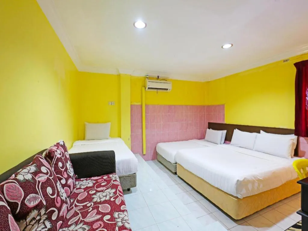 Bed in OYO 89822 Hotel As Salam