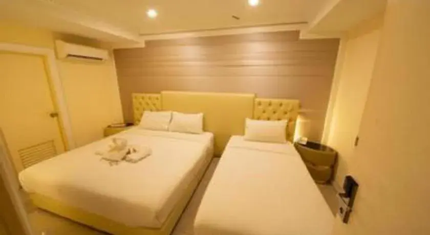 Bed in Ritzton Hotel Bed in Ritzton Hotel