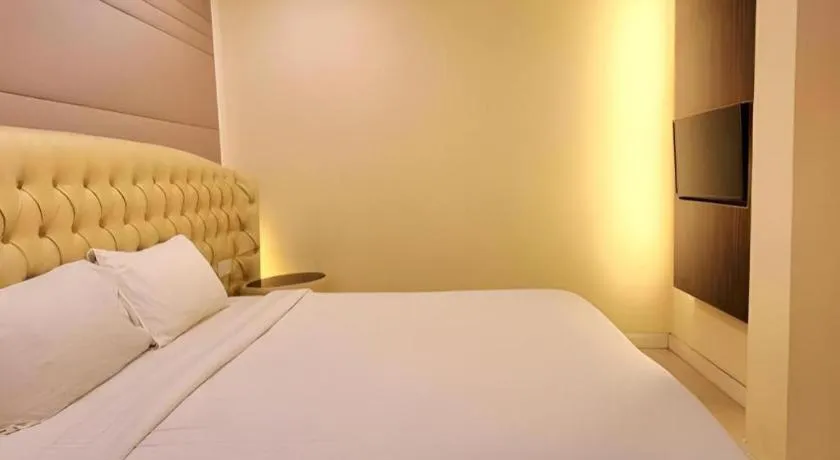 Bed in Ritzton Hotel