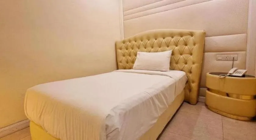 Bed in Ritzton Hotel