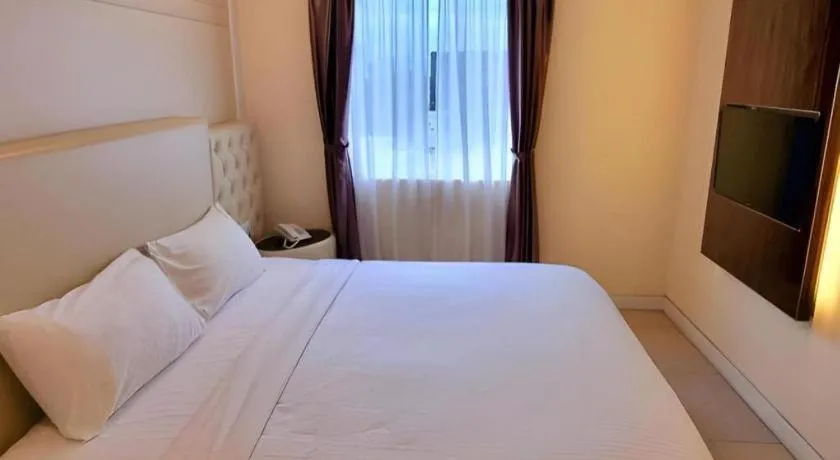 Bed in Ritzton Hotel