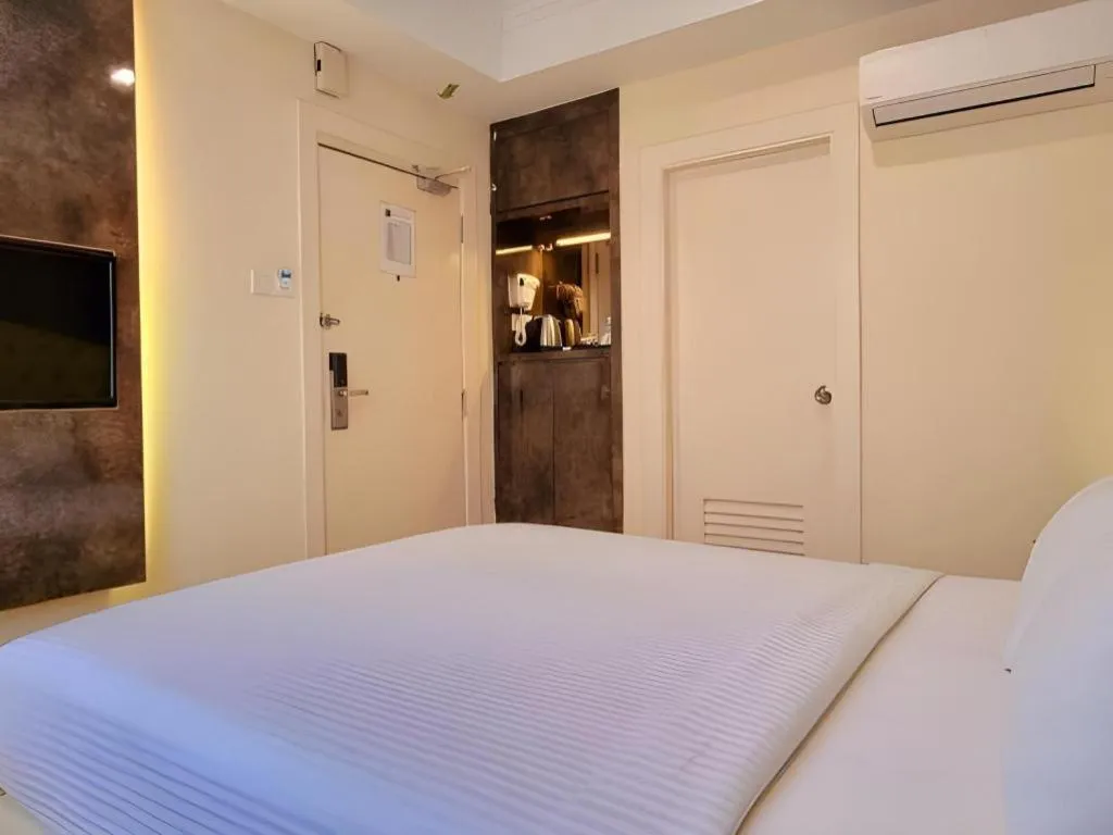 Bed in Ritzton Hotel