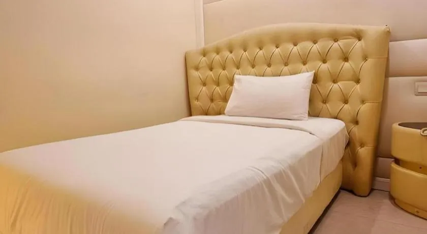 Bed in Ritzton Hotel