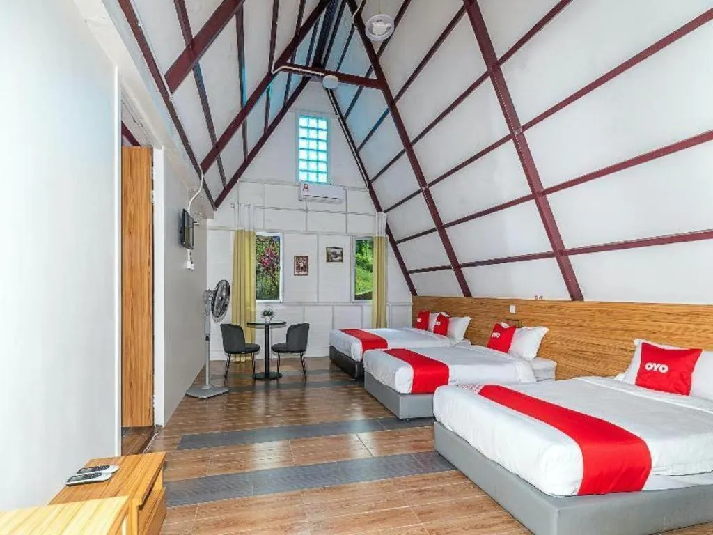 Bed in Dreamland Beach Holiday