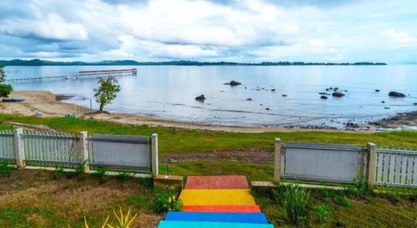 Dreamland Beach Holiday