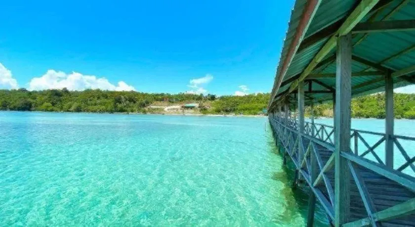 Dreamland Beach Holiday