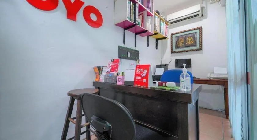 OYO 89850 Mutiara Motel