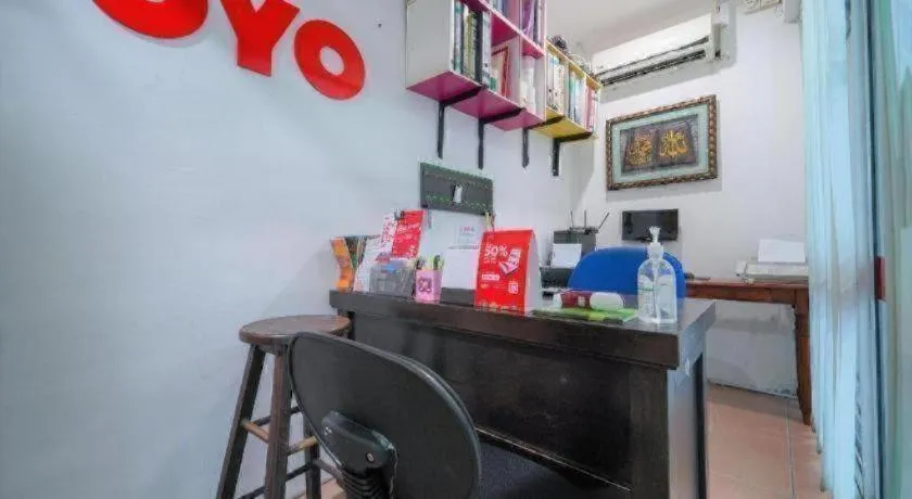 OYO 89850 Mutiara Motel