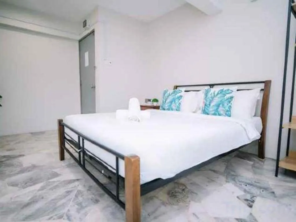 Bed in OYO 89874 Gs Golden Star Hotel