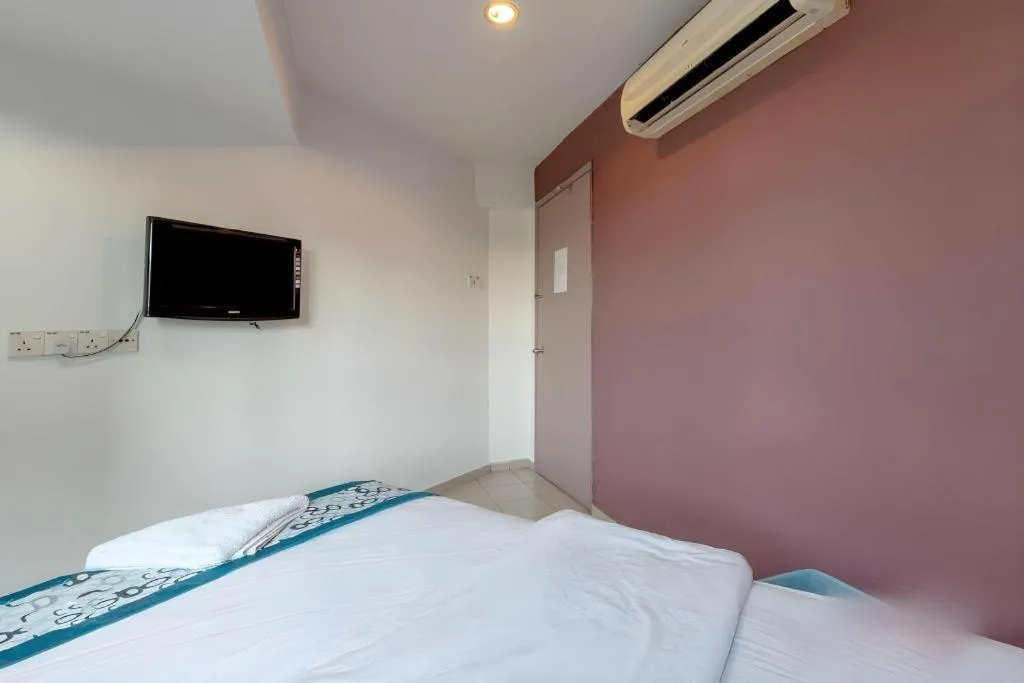 Bed in OYO 89874 Gs Golden Star Hotel