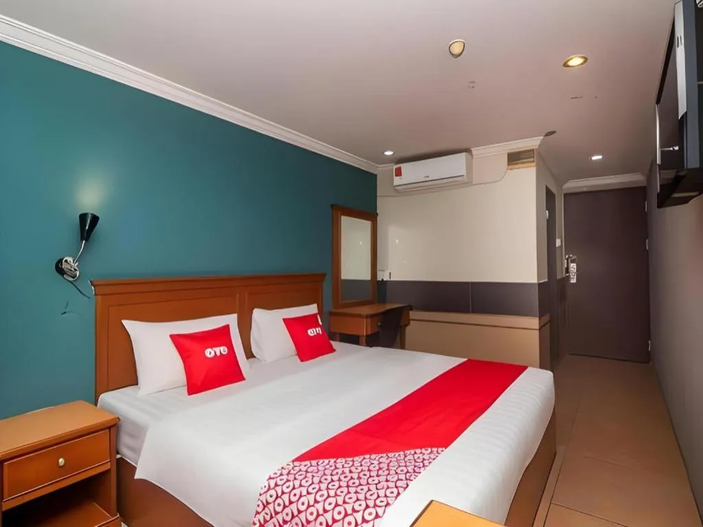 Bed in River Park Hotel