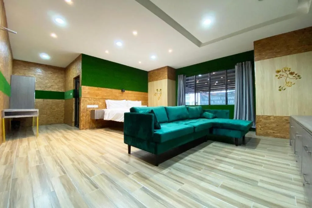 Bed in OYO 90262 Kota Kinabalu Homestay, Villa & Suite Boutique