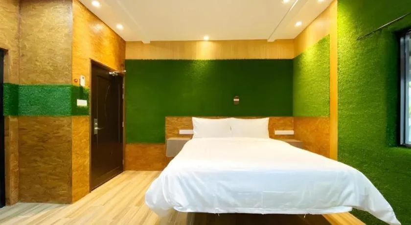 Bed in OYO 90262 Kota Kinabalu Homestay, Villa & Suite Boutique