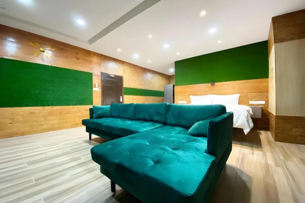 Bed in OYO 90262 Kota Kinabalu Homestay, Villa & Suite Boutique