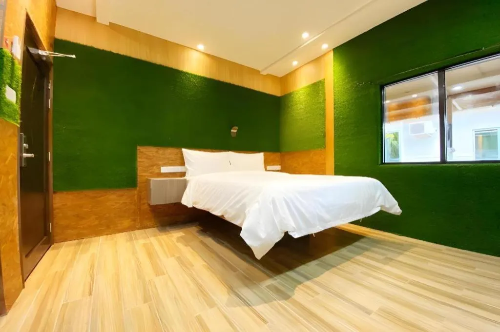 Bed in OYO 90262 Kota Kinabalu Homestay, Villa & Suite Boutique