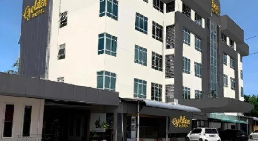 Golden Hotel