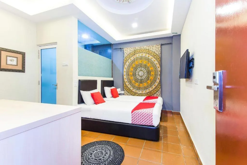 Bed in OYO 90429 Hotel Narasindo