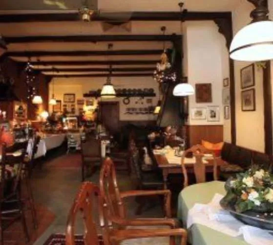 Restaurant/places to eat in Zentral Hotel Poststuben