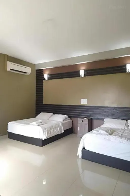 Bed in Bull & Bear Airport Hotel Langkawi