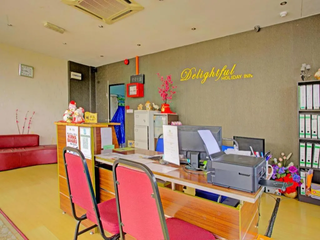 OYO 90597 Delightful Holiday Inn