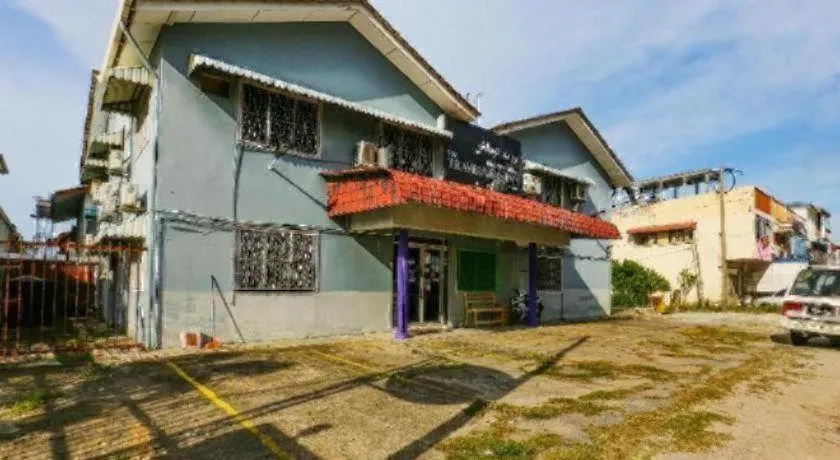 OYO 90623 Thank Q Inn 3