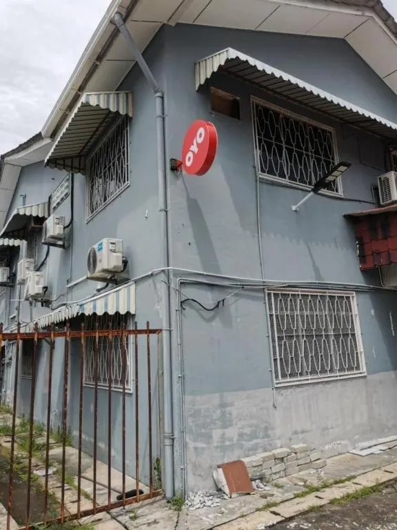 OYO 90623 Thank Q Inn 3