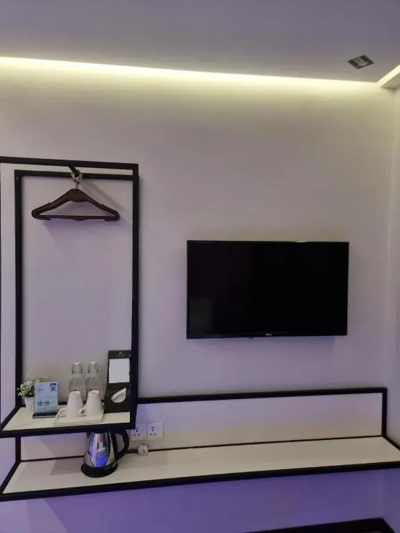 Laman Green Hotel @ Seksyen 7 Shah Alam near UiTM, i-City, Hospital