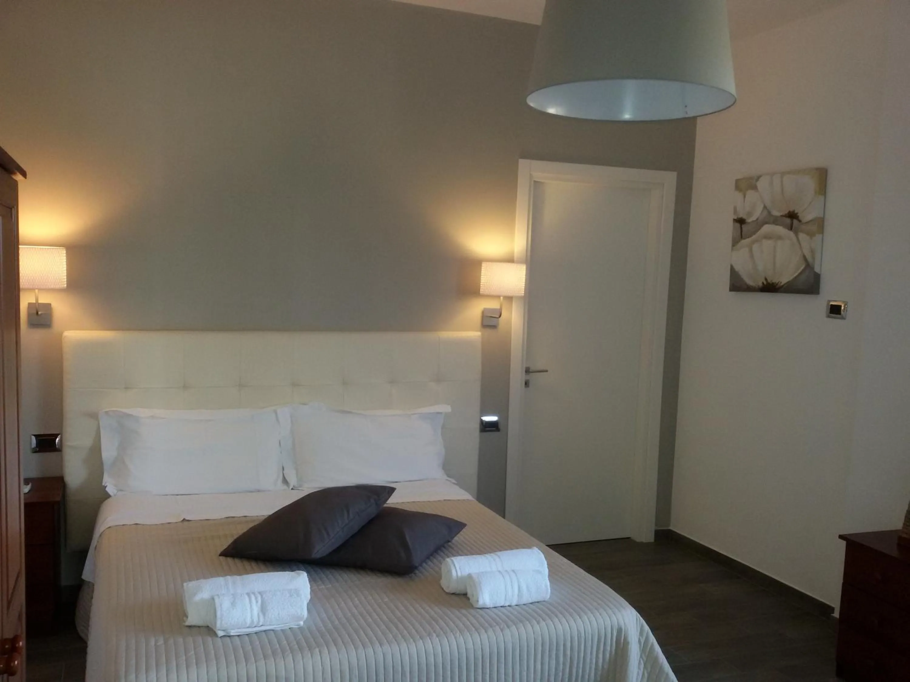Photo of the whole room, Bed in Casa Nunna