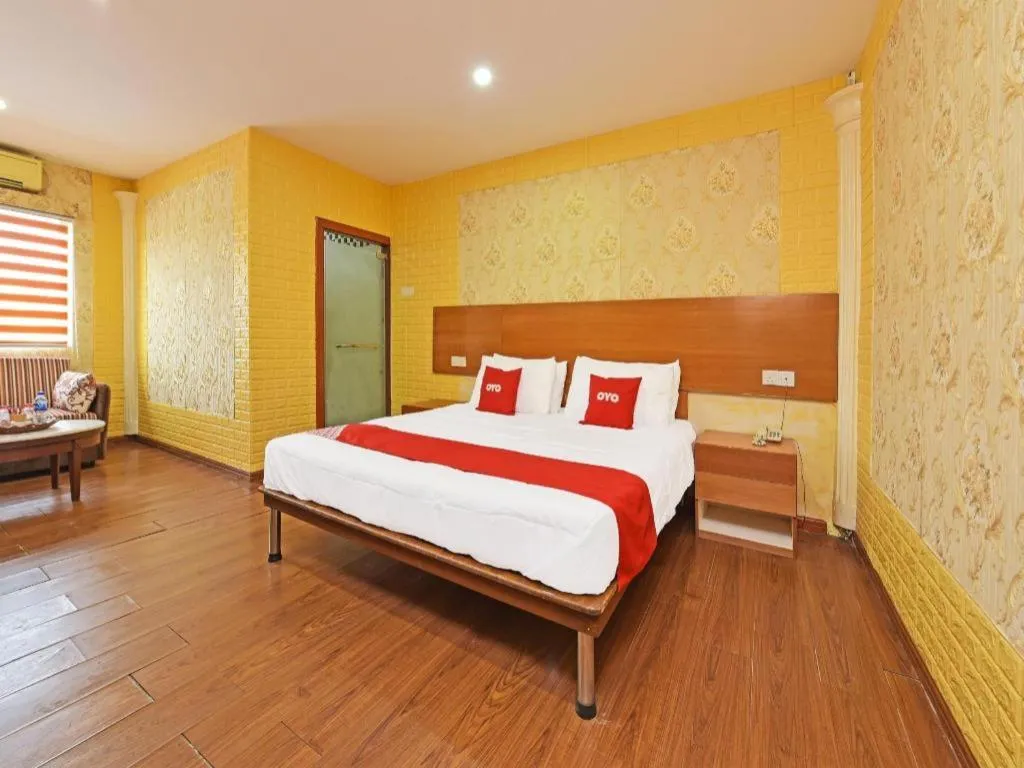 Bed in Capital O 90661 Luxor Empire Hotel