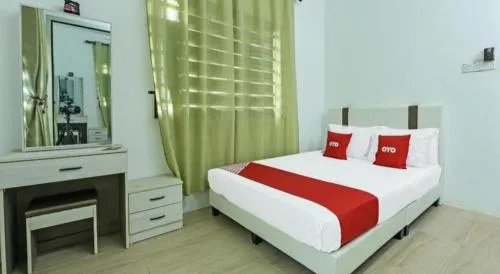 OYO HOME 90682 Liliz Mambang Farmstay