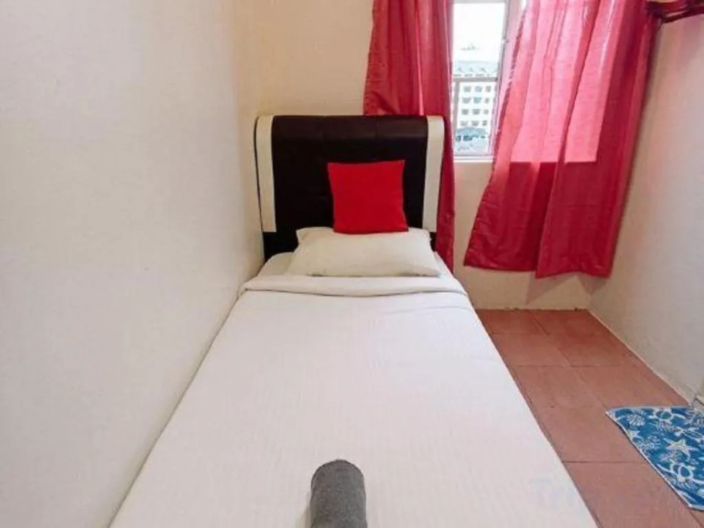 Bed in The Hotel Tudor Inn