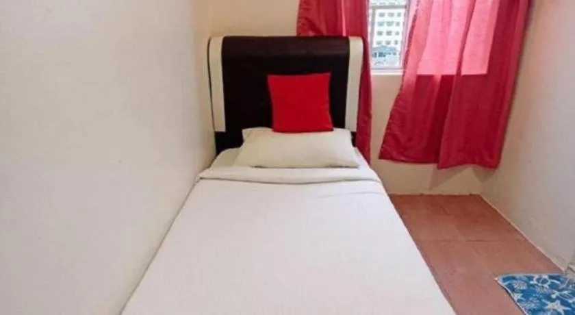 Bed in The Hotel Tudor Inn