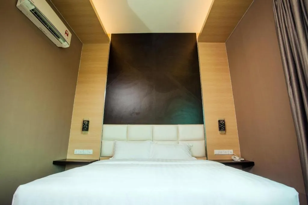 Bed in Friendly Hotel