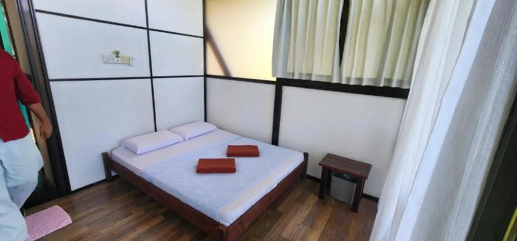 Bed in OYO 90980 Rainbow Island Sepanggar