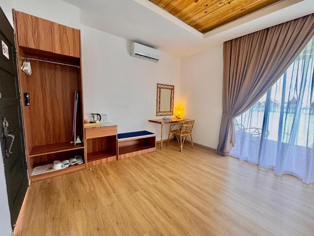 Sand Bay Resort Semporna