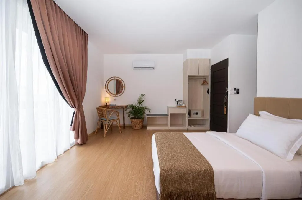 Bed in Sand Bay Resort Semporna