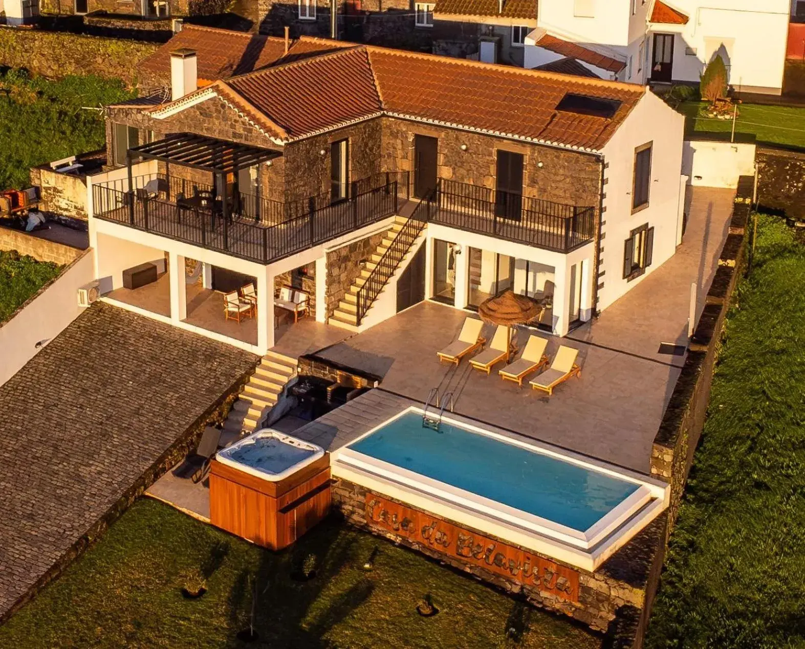 Casa da Belavista with Jacuzzi Casa da Belavista with Jacuzzi