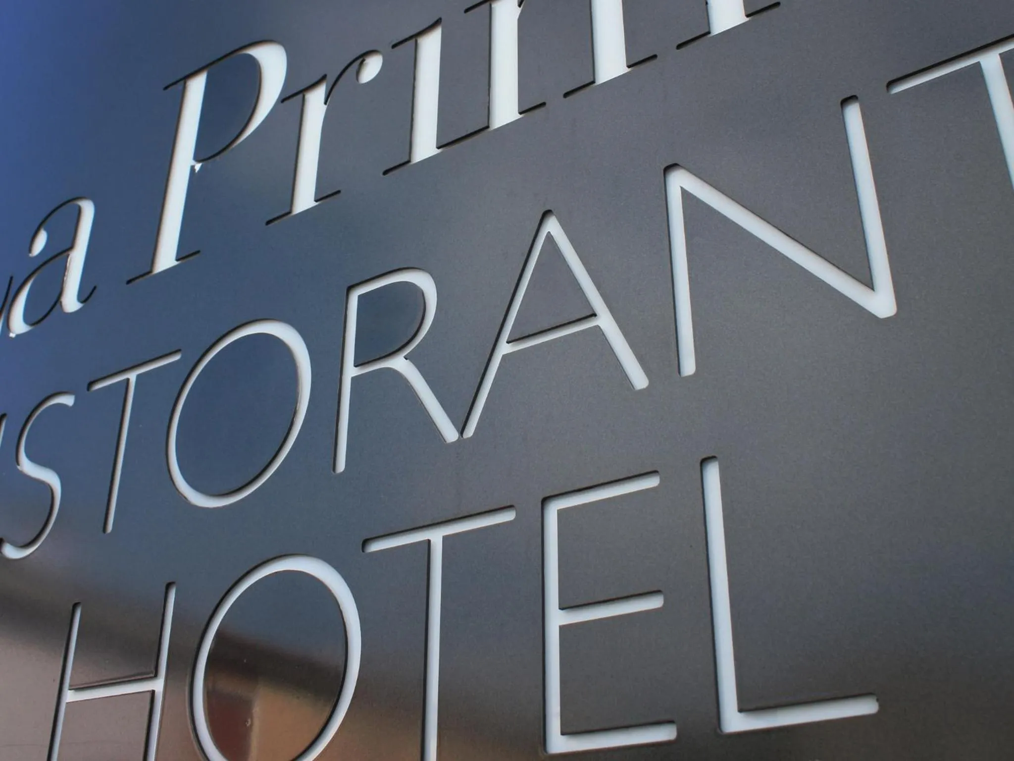 Restaurant/places to eat in Hotel La Primula