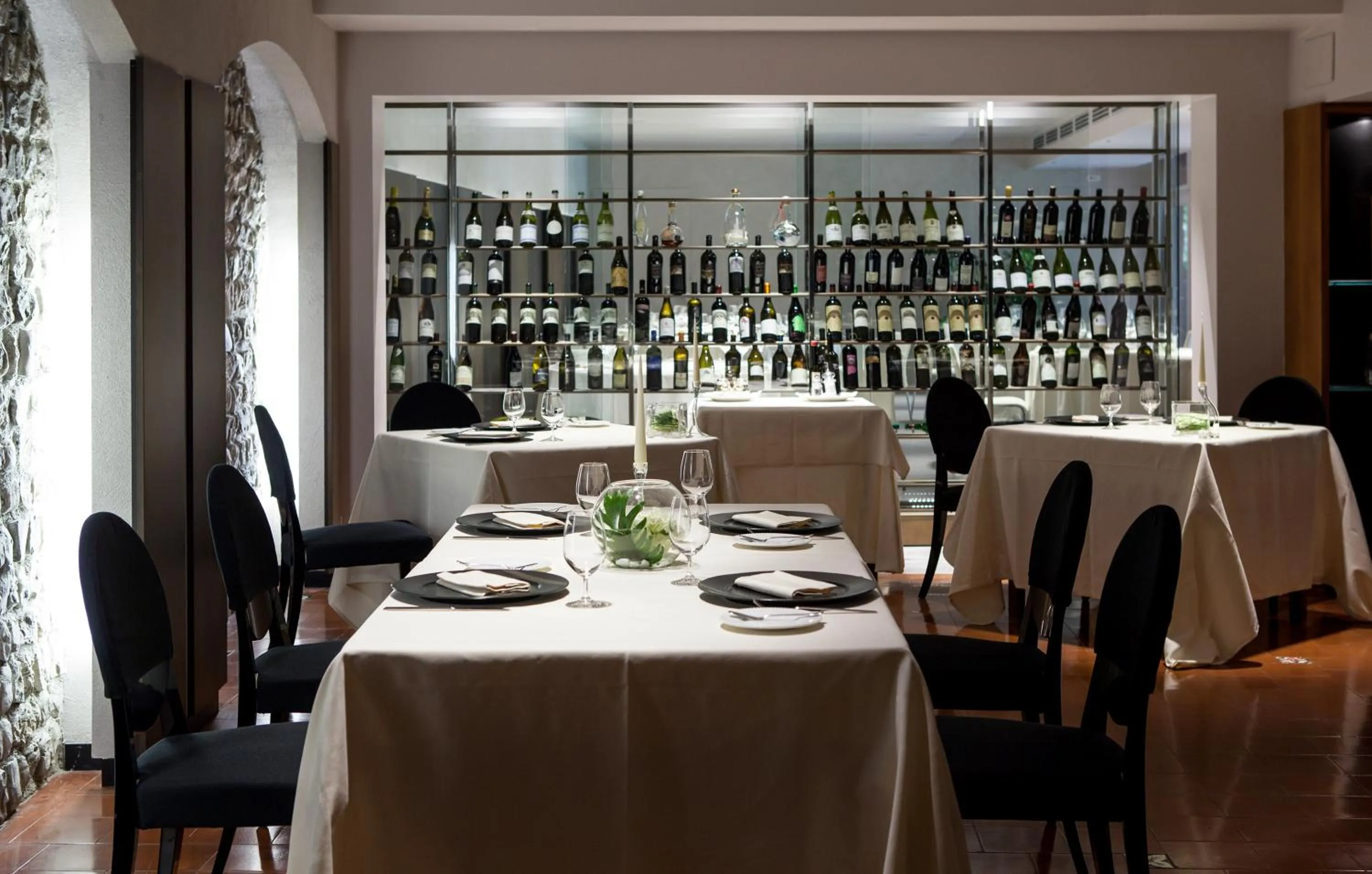Restaurant/places to eat in Hotel La Primula