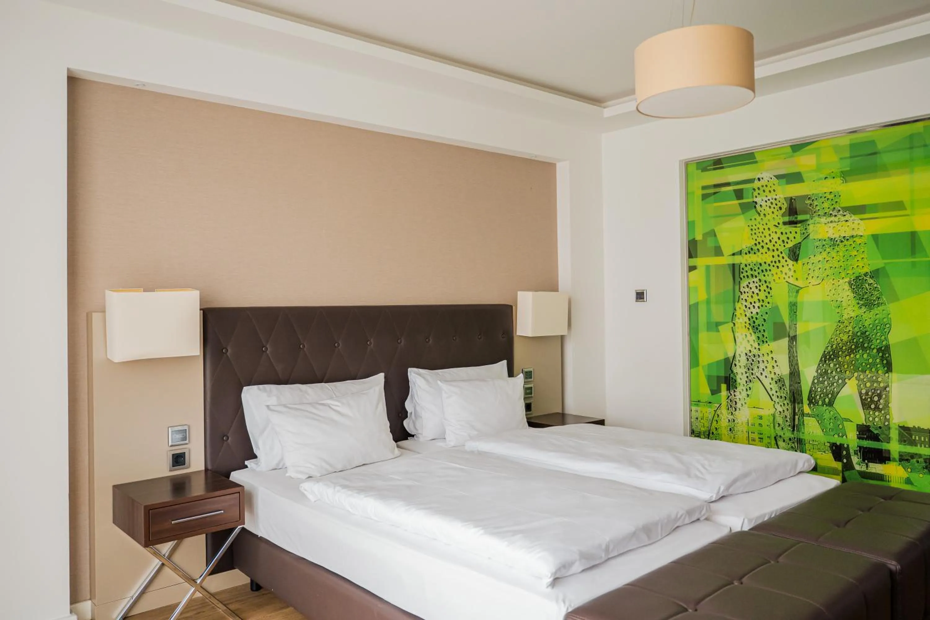 Twin Room in Homaris West Side - Self-Check In