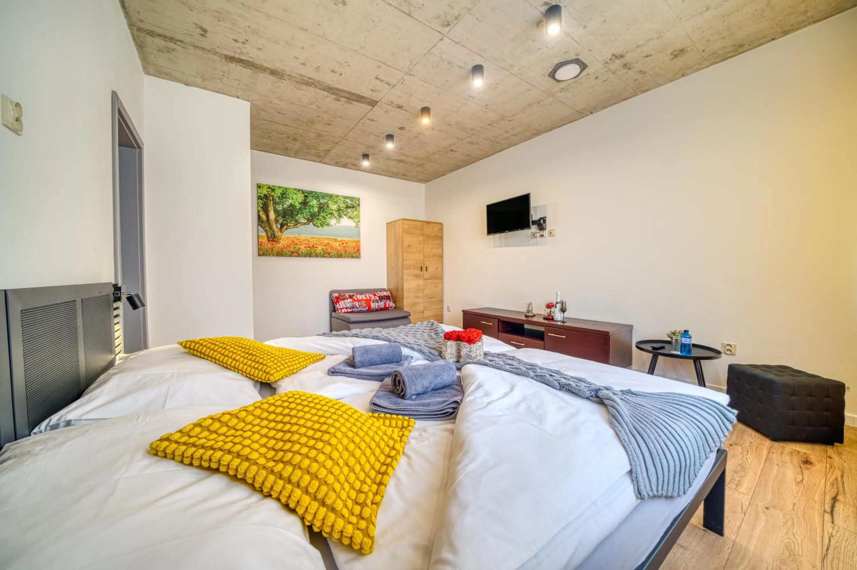 HM Apartments