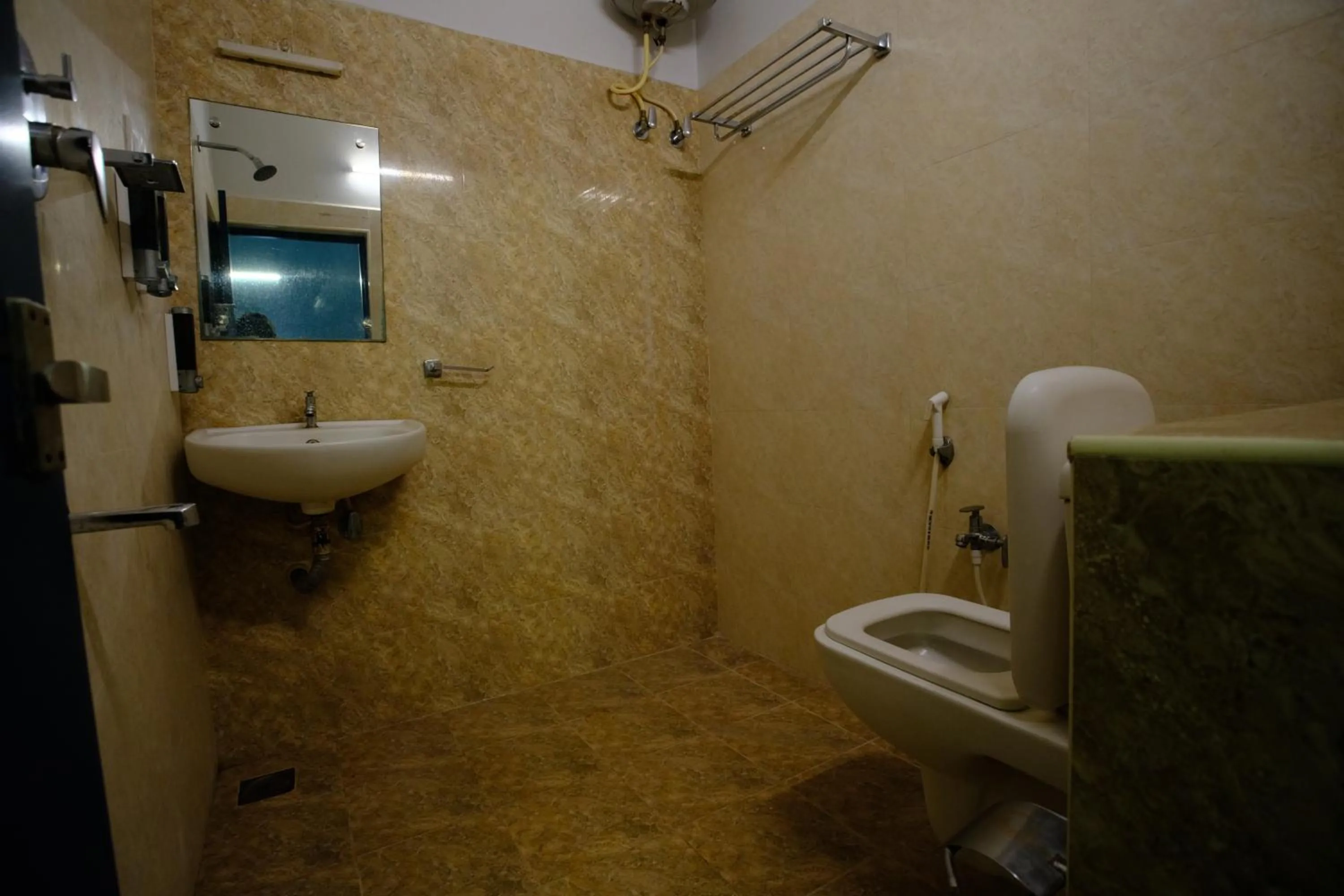 Blue City Palace - Near Chennai Airport