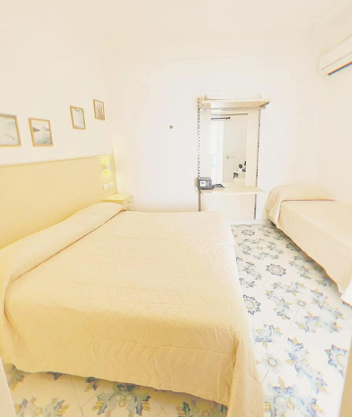 Standard Triple Room in B&B Il Paradiso di Capri