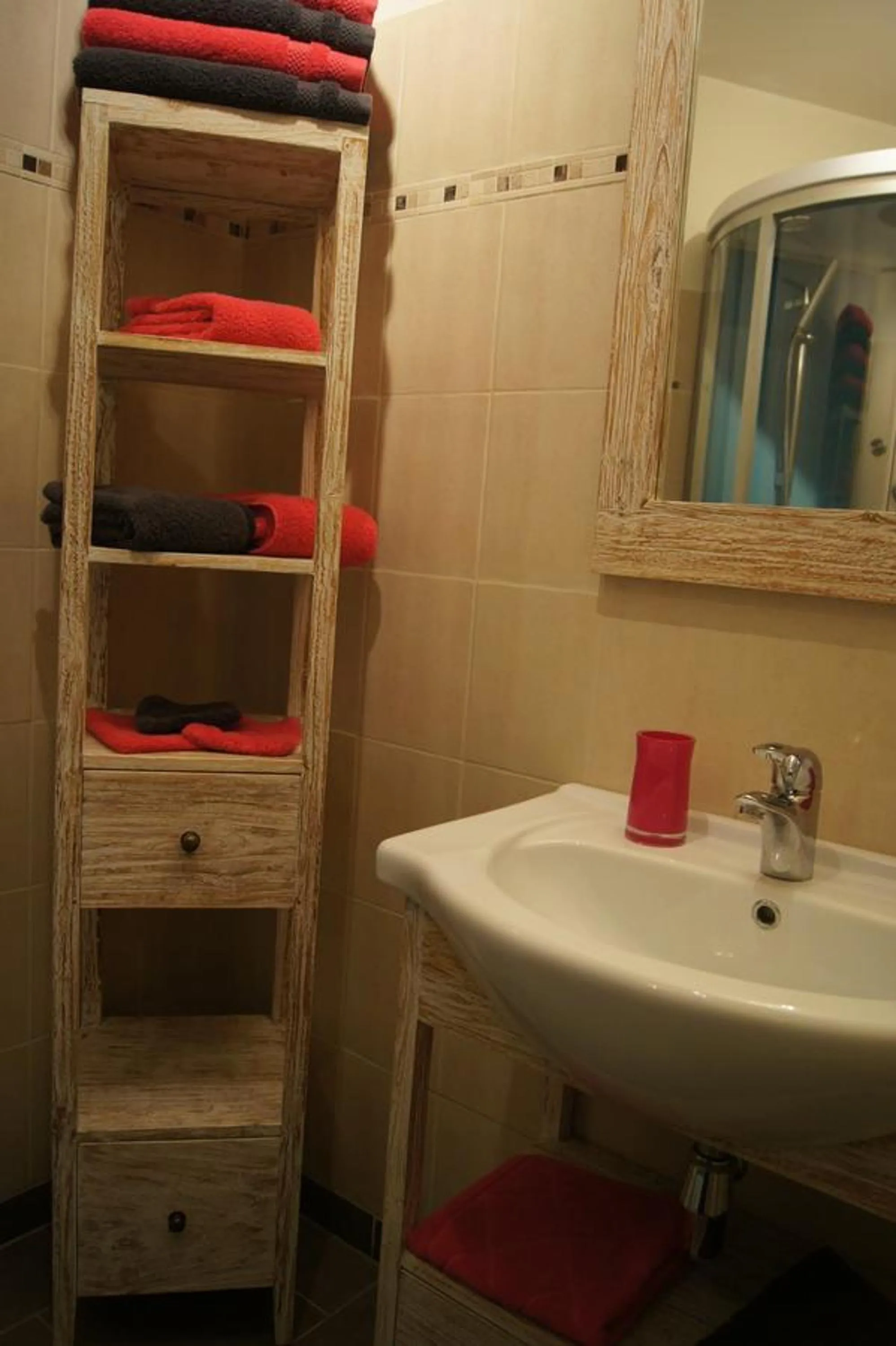 Bathroom in La Citadine